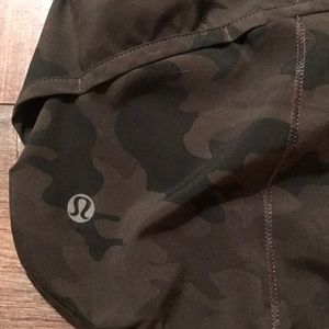 Rare!! Lululemon Camo Speed-Up Shorts Size 6!